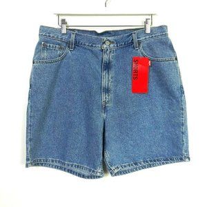 NWT Levi's 550 Jean Mom Shorts Size 12 Light Wash